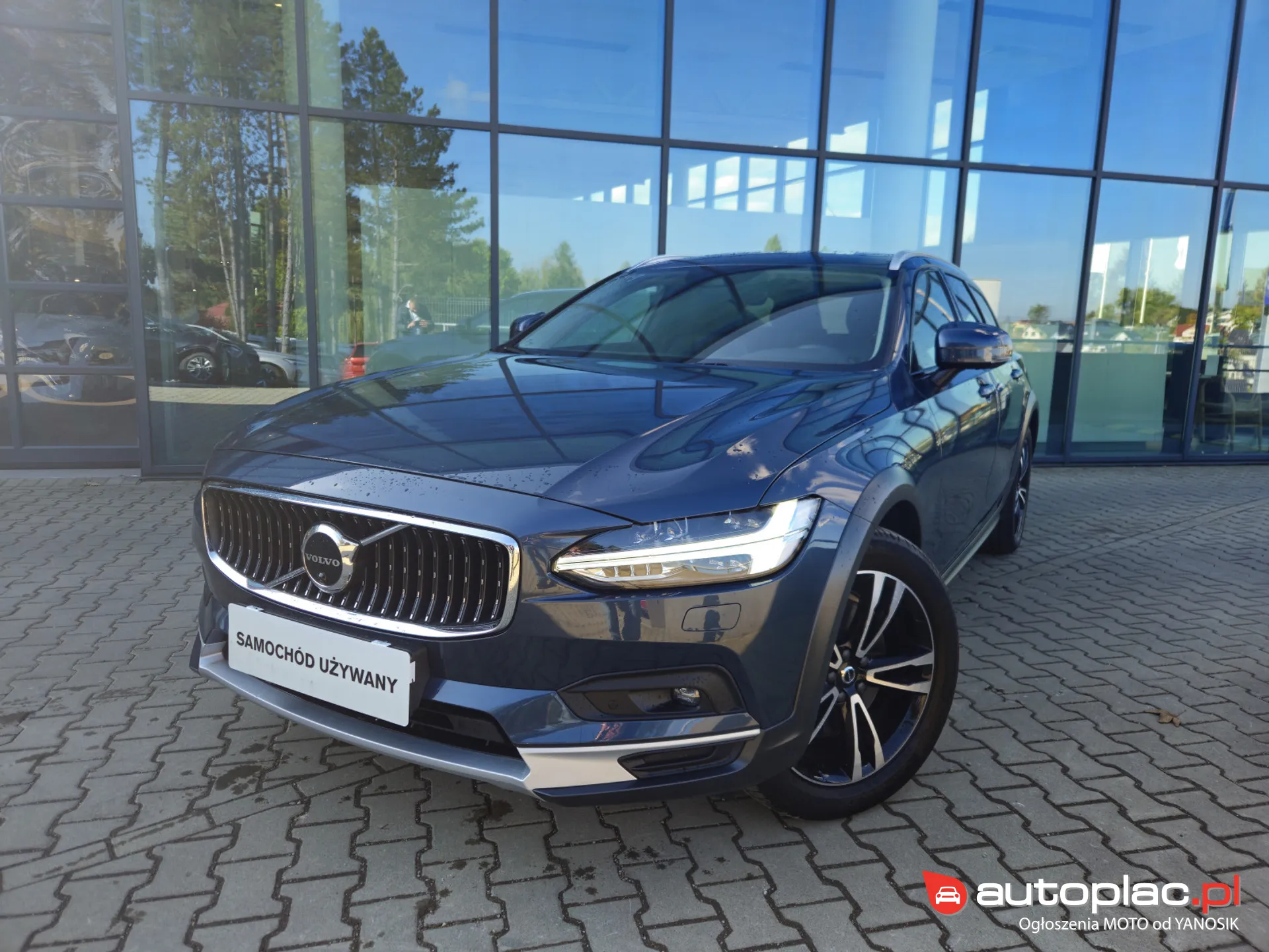 Volvo V90