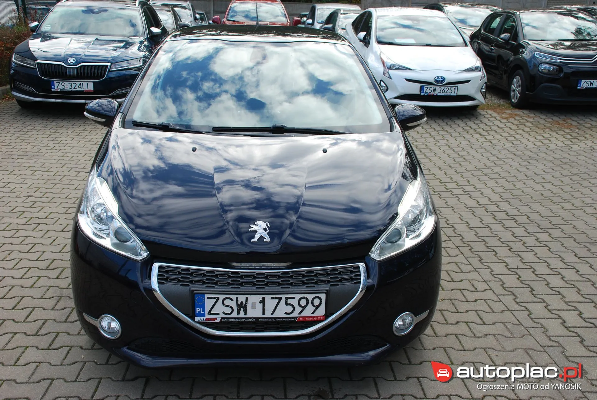 Peugeot 208