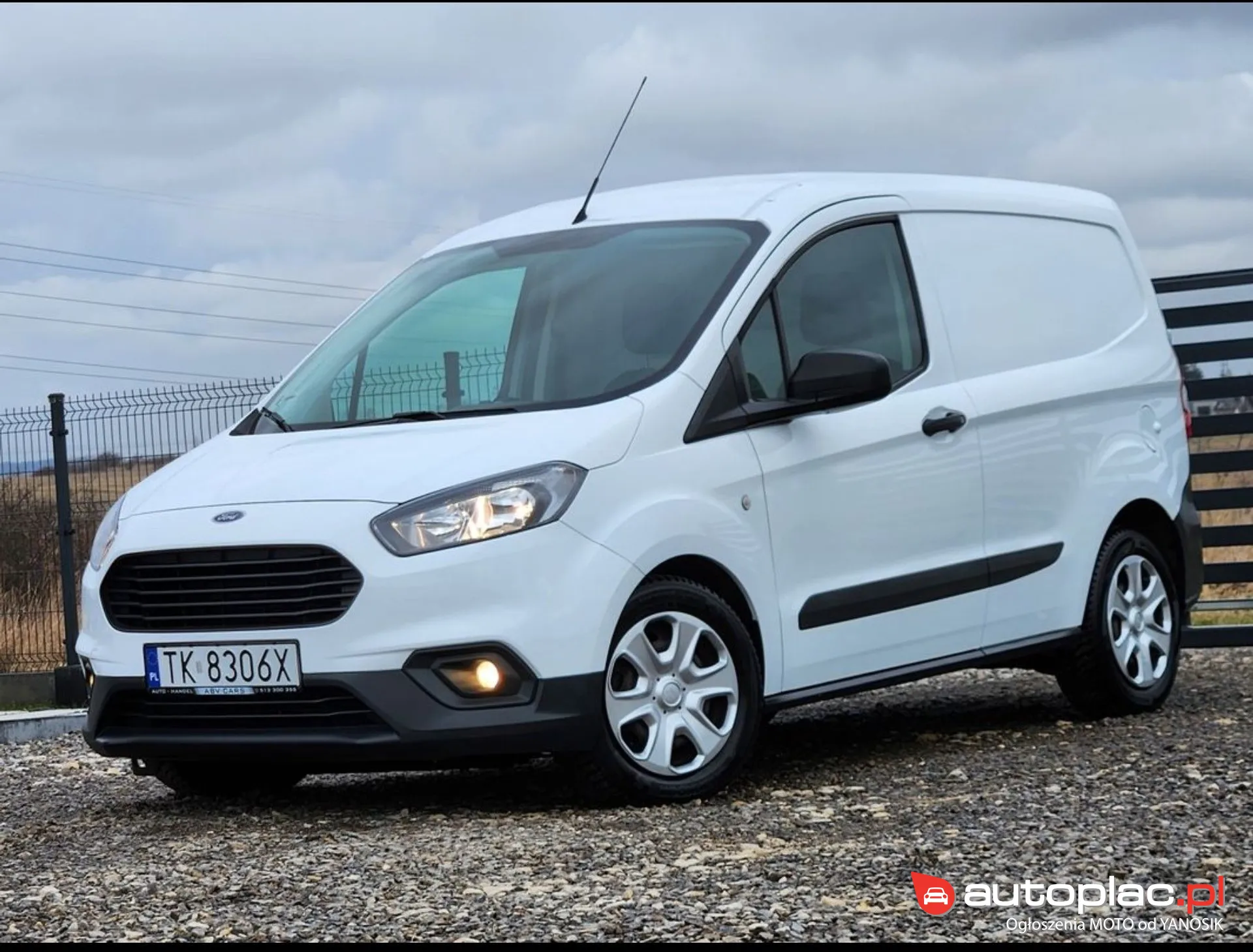 Ford Courier