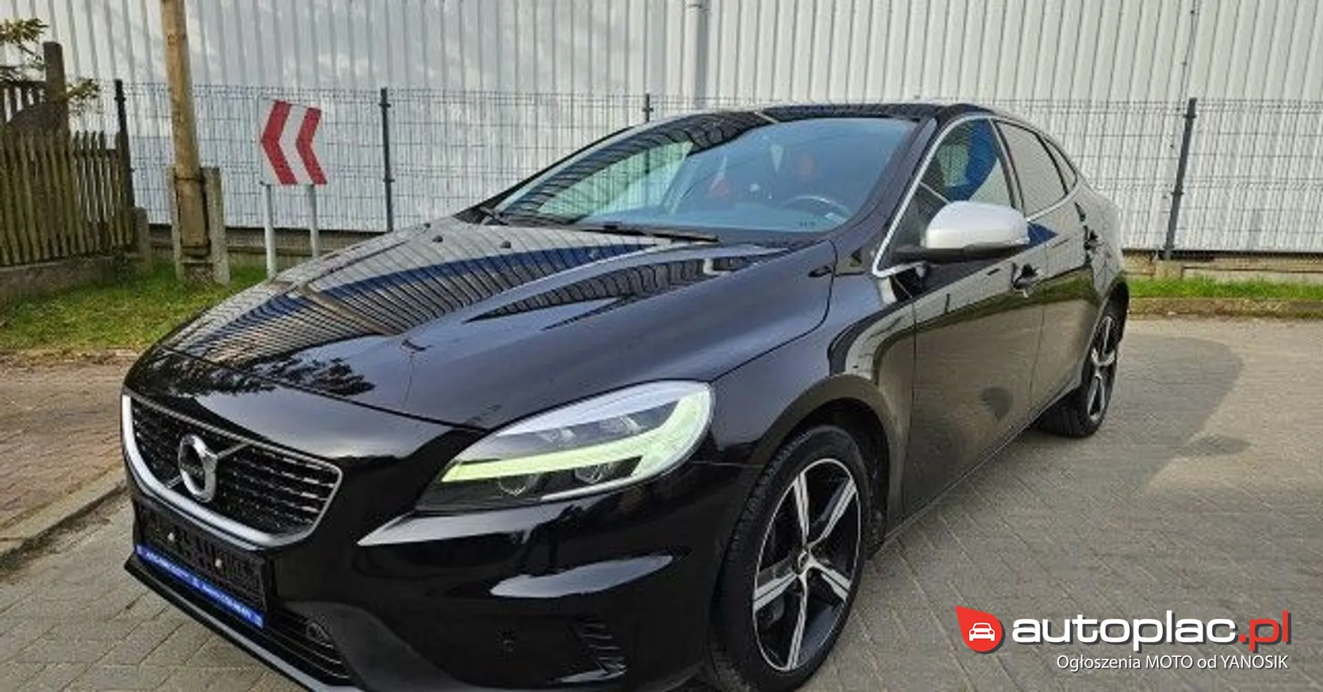 Volvo V40