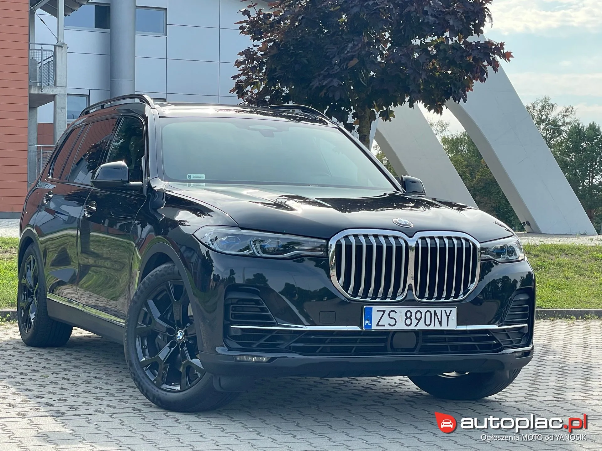 BMW X7