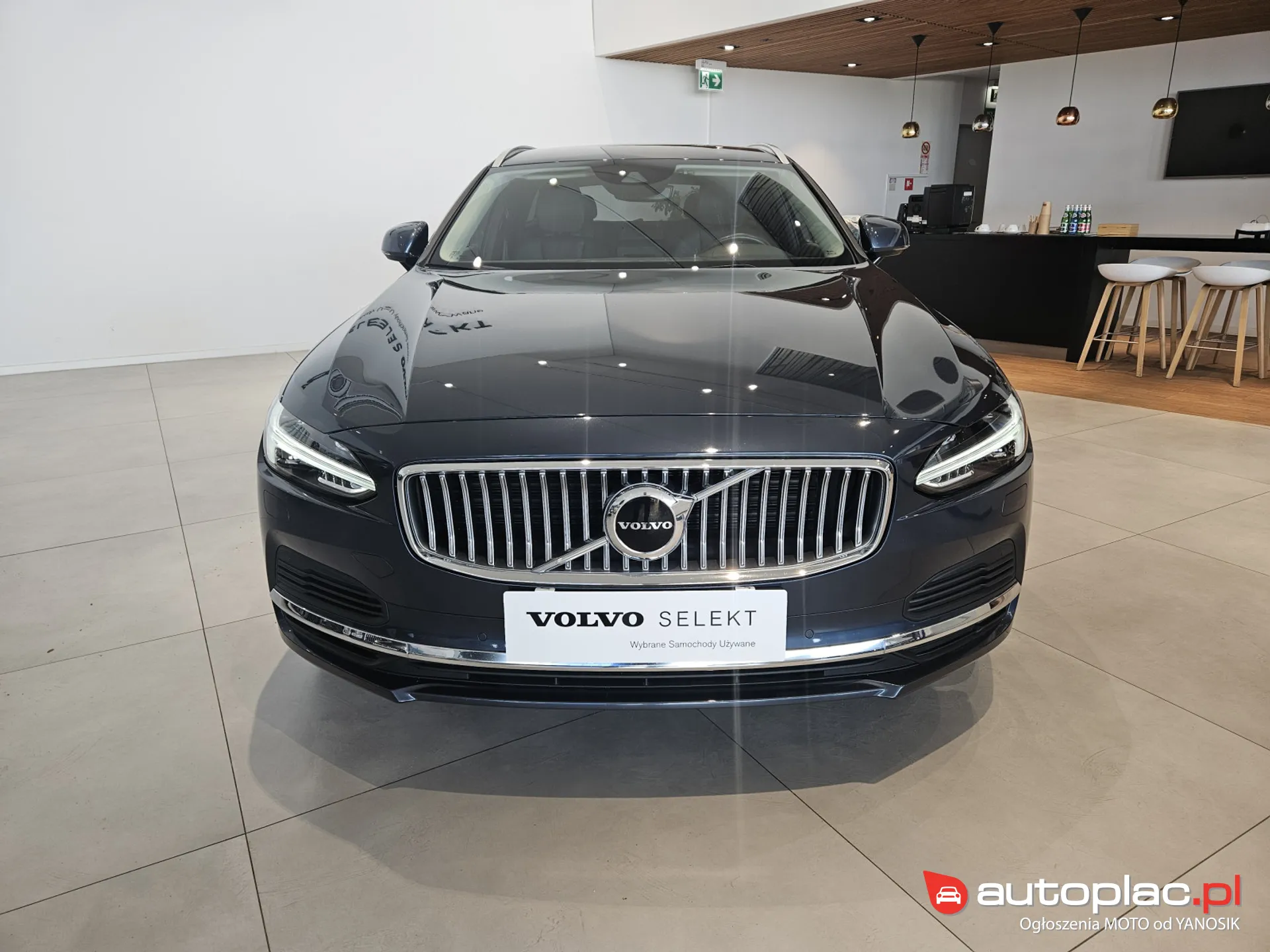 Volvo V90