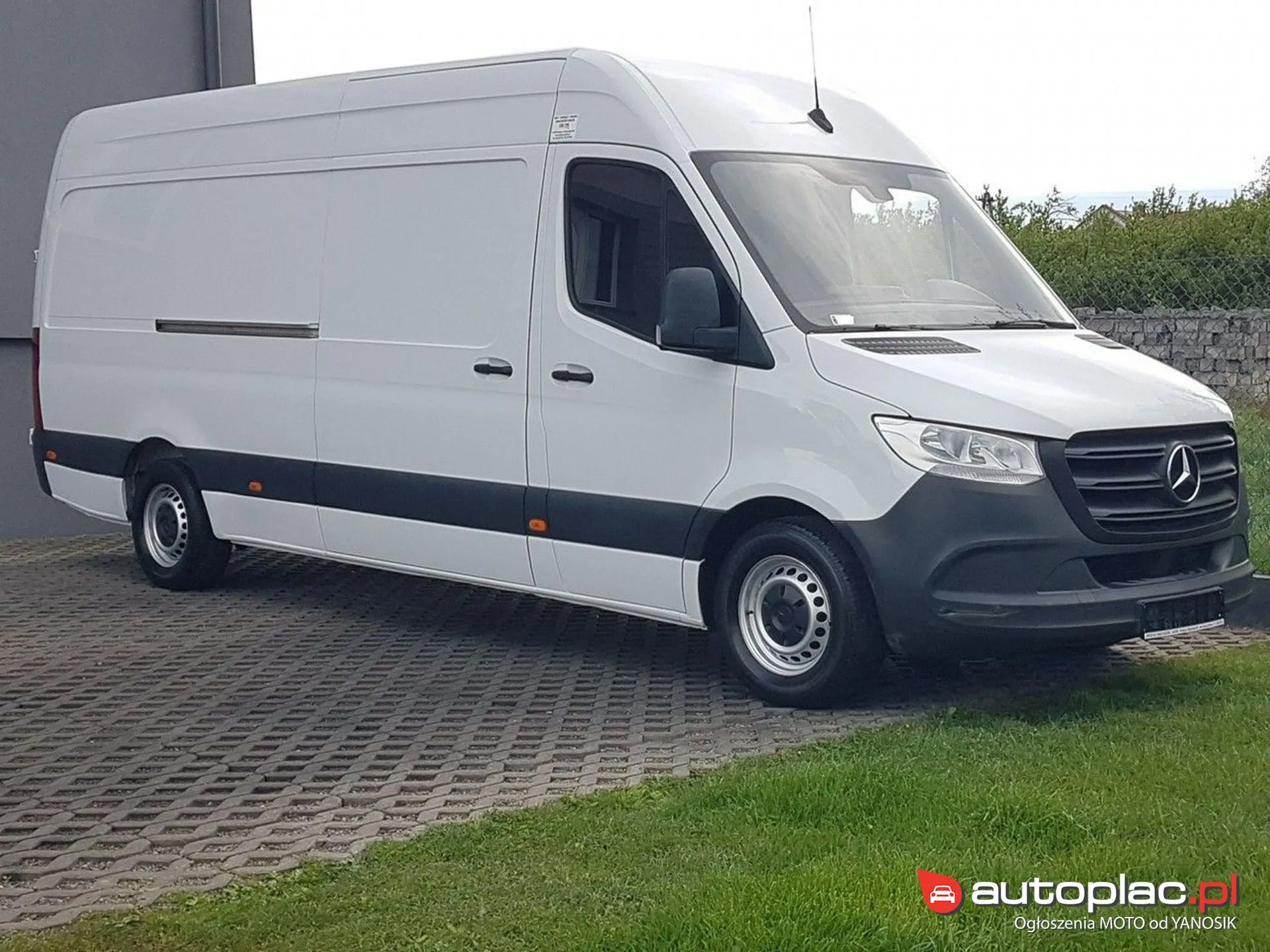 Mercedes-Benz Sprinter