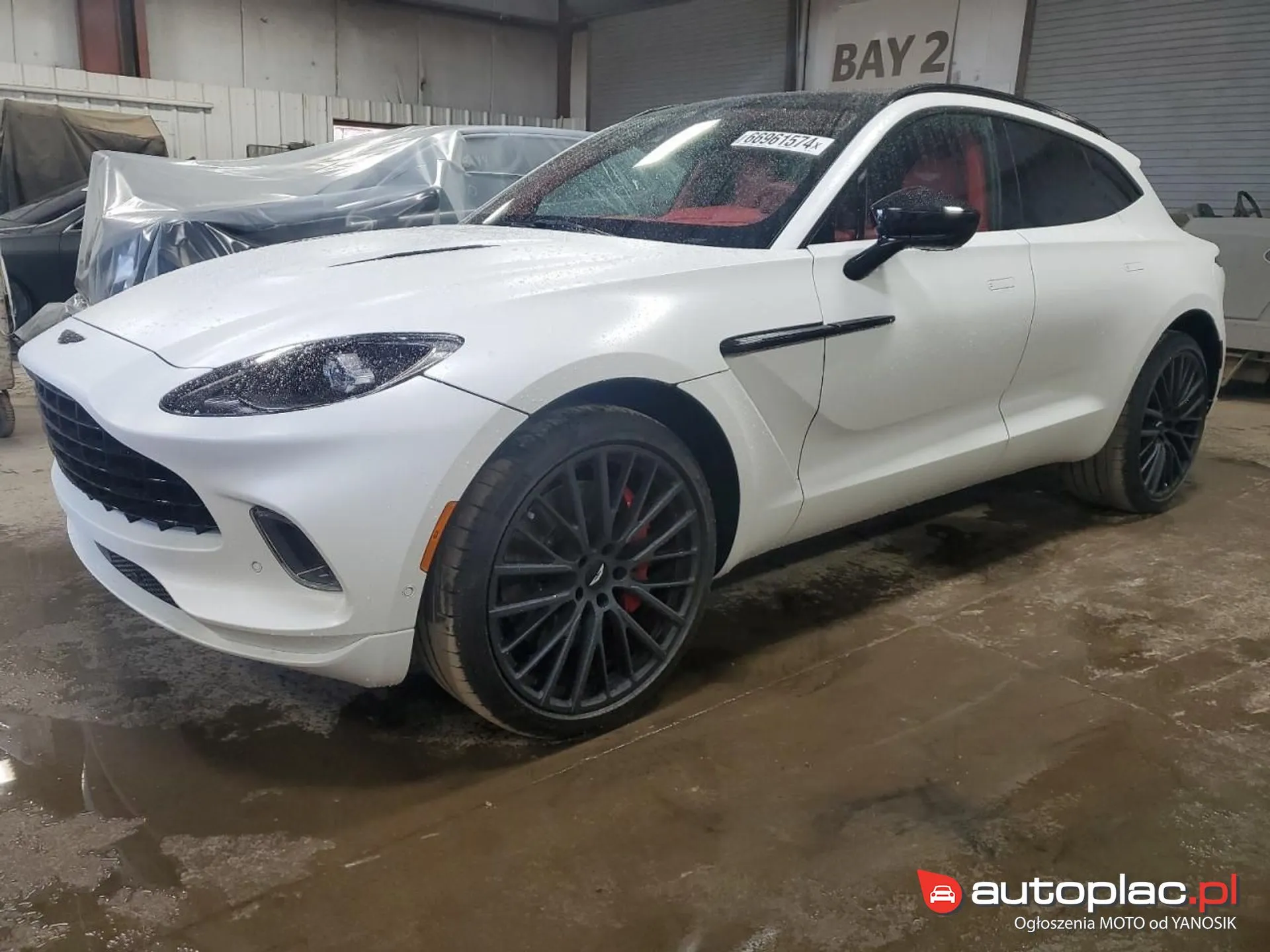 Aston Martin DBX